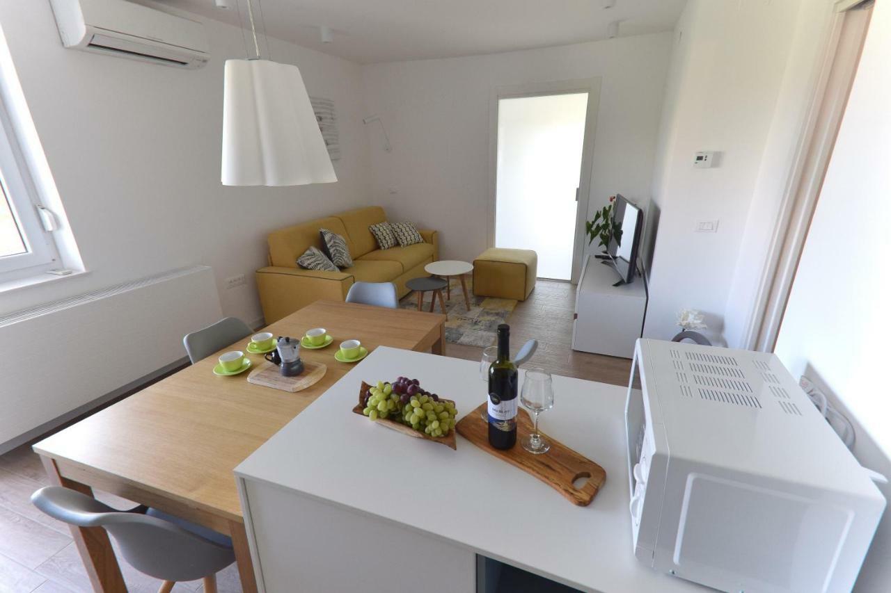 Apartment Vostan プーラ エクステリア 写真